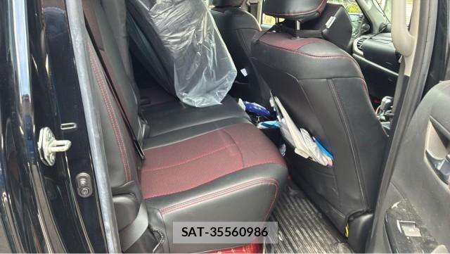 Toyota HILUX 2021-12 8434757-6
