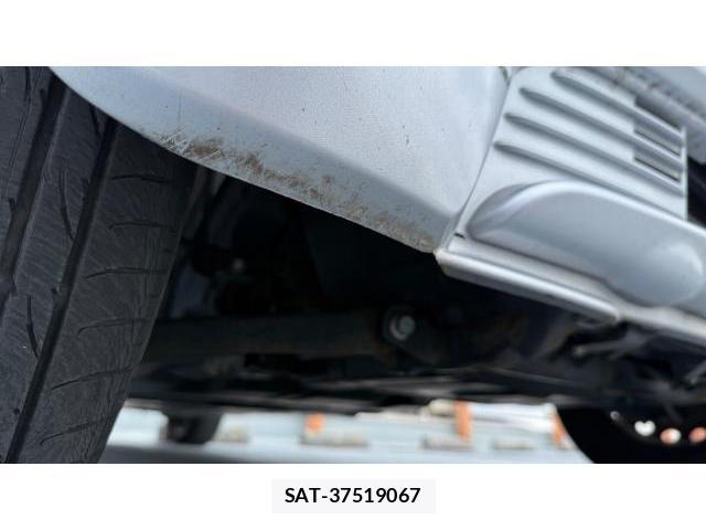 Mitsubishi I-MIEV 2018-10 8434462-11