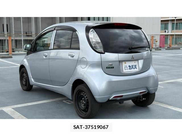 Mitsubishi I-MIEV 2018-10 8434462-17