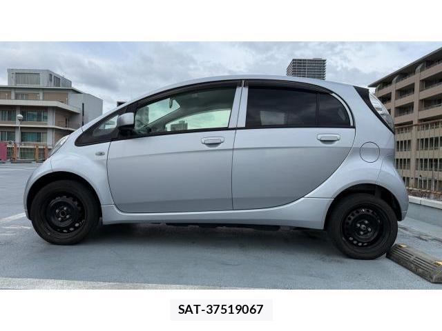 Mitsubishi I-MIEV 2018-10 8434462-18