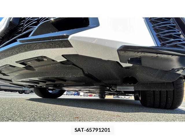 Lexus IS 2023 8434297-11