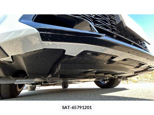 Lexus IS 2023 8434297-13