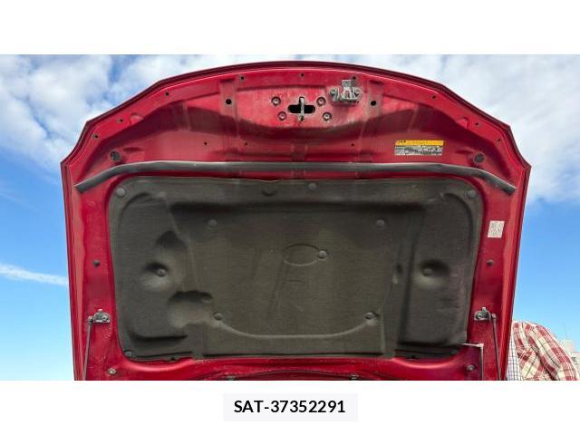 Lexus IS 2011-10 8434410-15