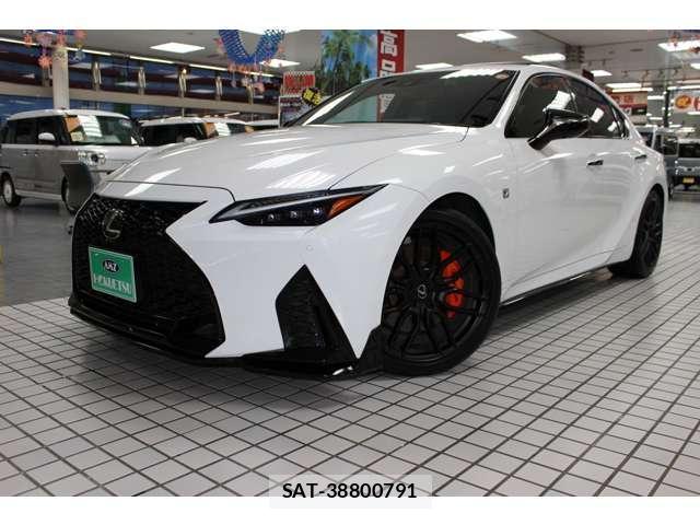 Lexus IS 2023-08 8435035-11
