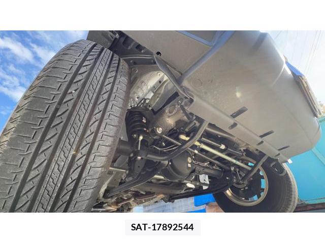 Suzuki JIMNY 2025 8434408-10