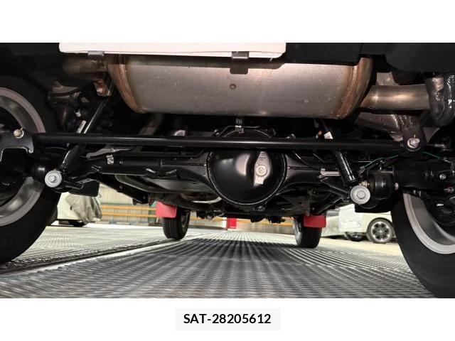 Suzuki JIMNY 2026-10 8434439-13
