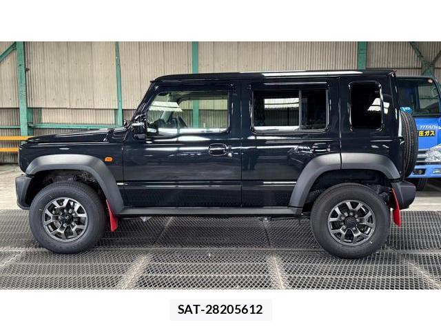 Suzuki JIMNY 2026-10 8434439-17