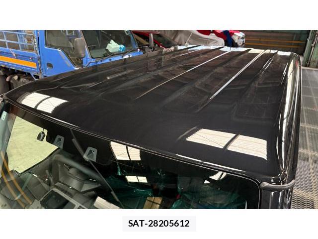 Suzuki JIMNY 2026-10 8434439-18