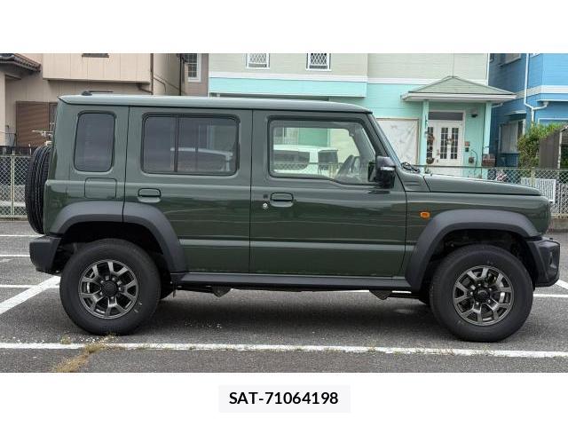 Suzuki JIMNY 2025-10 8434529-2