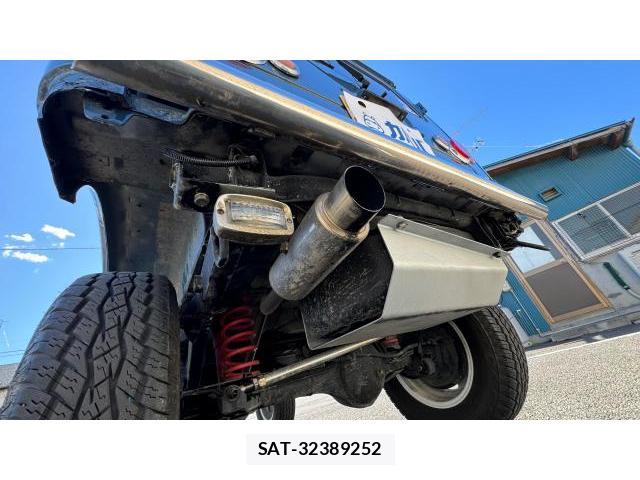 Suzuki JIMNY 1997-10 8434347-9