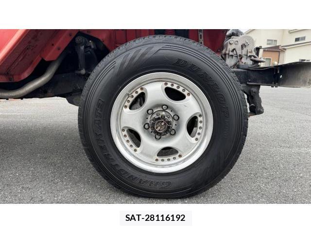 Toyota LAND CRUISER 1982 8434399-10