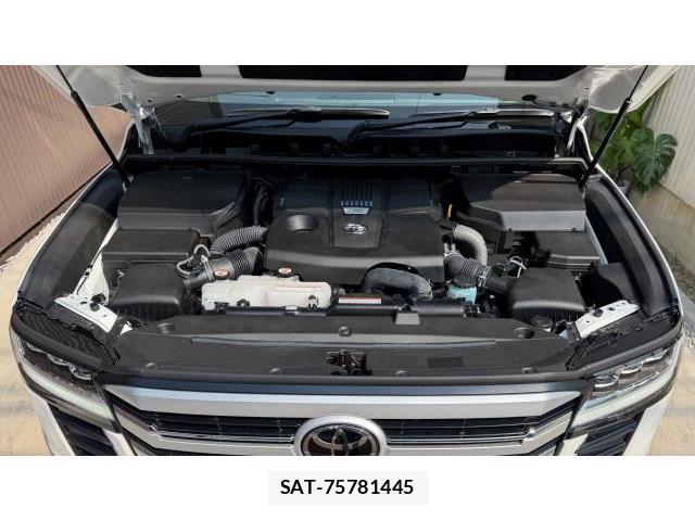Toyota LAND CRUISER 2025 8434590-12