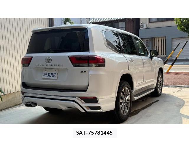 Toyota LAND CRUISER 2025 8434590-15