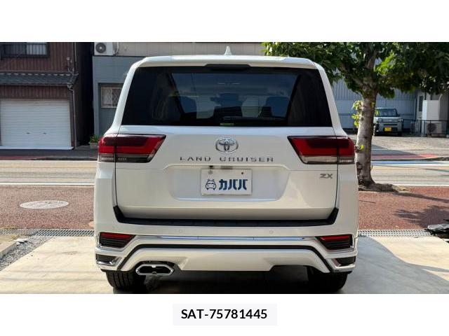 Toyota LAND CRUISER 2025 8434590-3