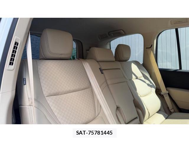 Toyota LAND CRUISER 2025 8434590-6