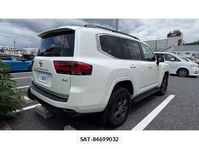 Toyota LAND CRUISER 2026-10 8434614-18
