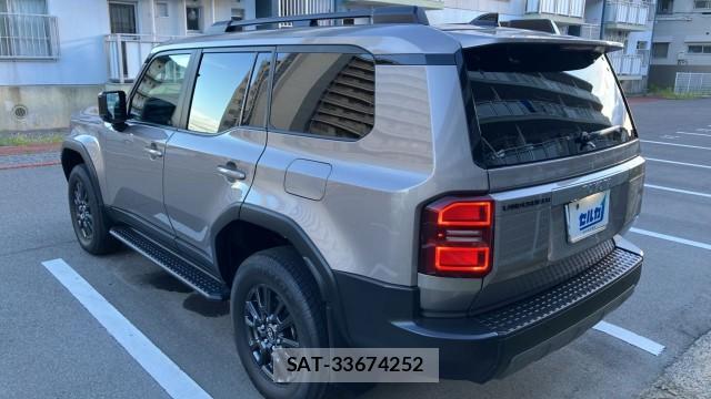 Toyota LAND CRUISER 2024-07 8434630-13