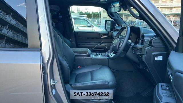 Toyota LAND CRUISER 2024-07 8434630-5