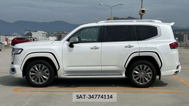 Toyota LAND CRUISER 2022-10 8434744-9