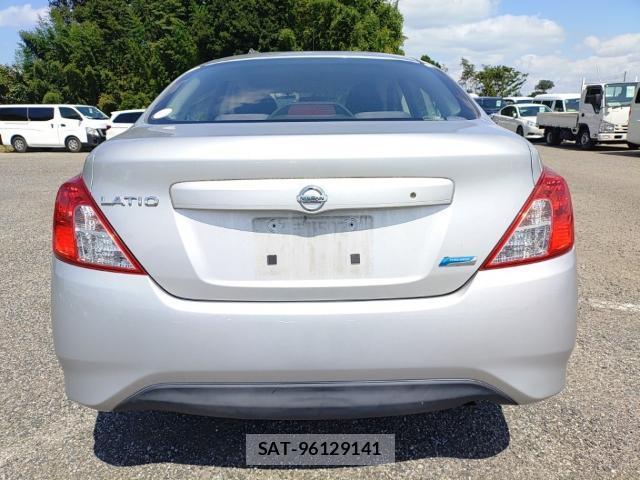 Nissan LATIO 2017-08 8433993-1