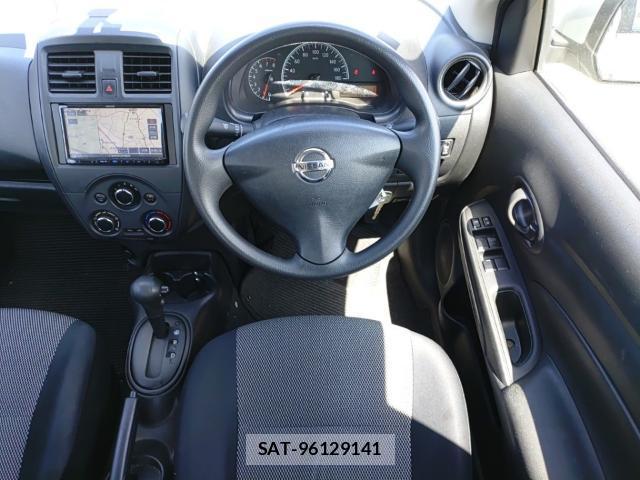 Nissan LATIO 2017-08 8433993-2