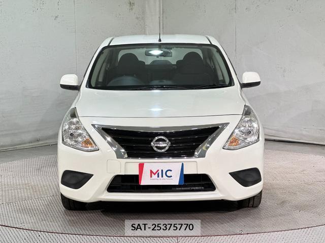 Nissan LATIO 2015-08 8434995-1