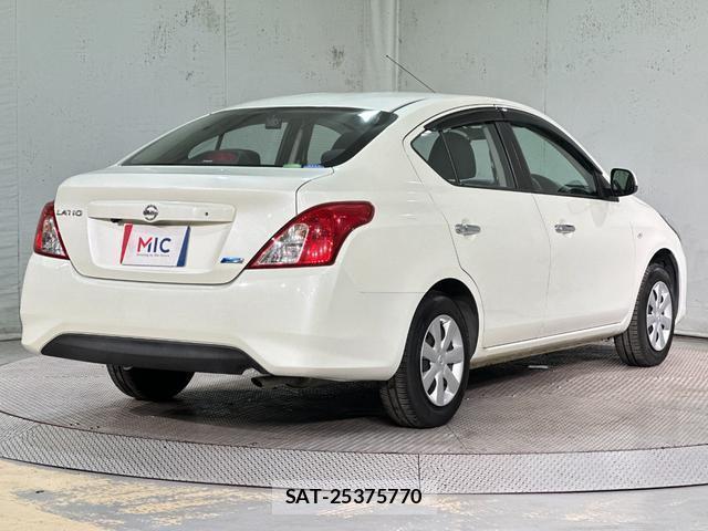 Nissan LATIO 2015-08 8434995-4