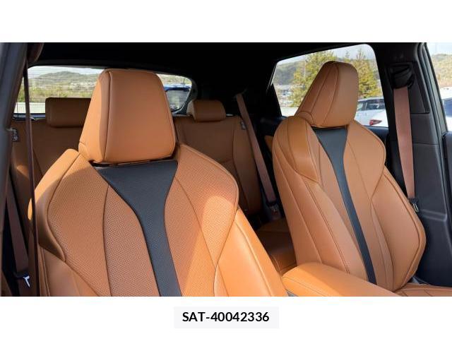 Lexus LBX 2025 8434464-5