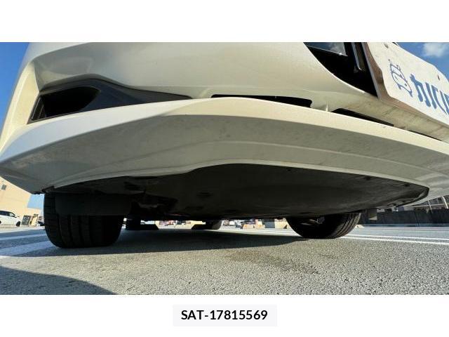 Nissan LEAF 2019-10 8434313-11
