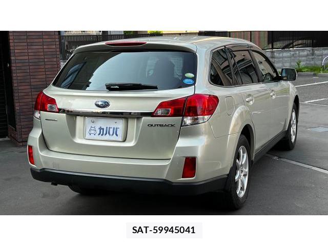 Subaru OUTBACK 2011 8434303-13