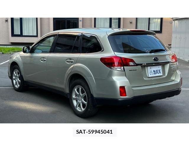 Subaru OUTBACK 2011 8434303-14