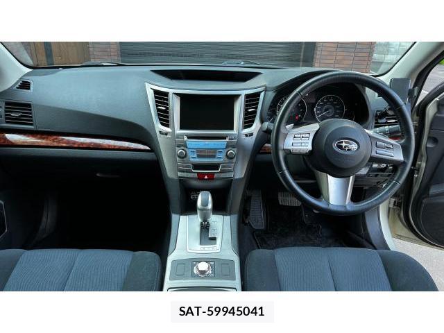 Subaru OUTBACK 2011 8434303-9