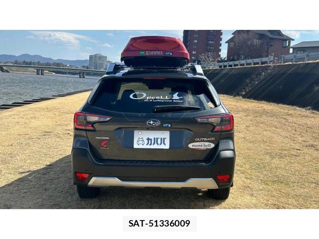 Subaru OUTBACK 2023 8434356-3