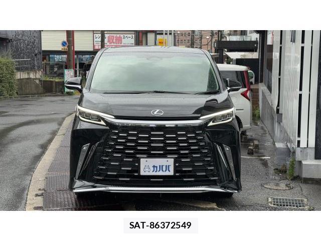 Lexus LM 2024 8434378-1