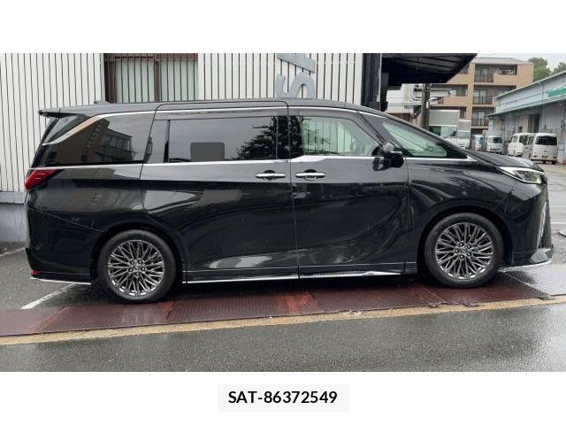 Lexus LM 2024 8434378-2