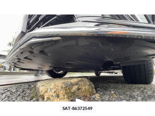 Lexus LM 2024 8434378-9