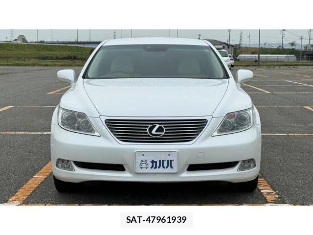 Lexus LS 2008-10 8434367-1