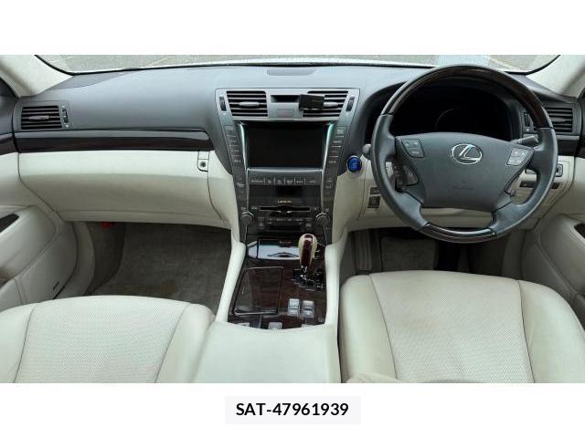Lexus LS 2008-10 8434367-4