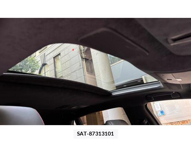 Lexus LS 2018-10 8434393-15