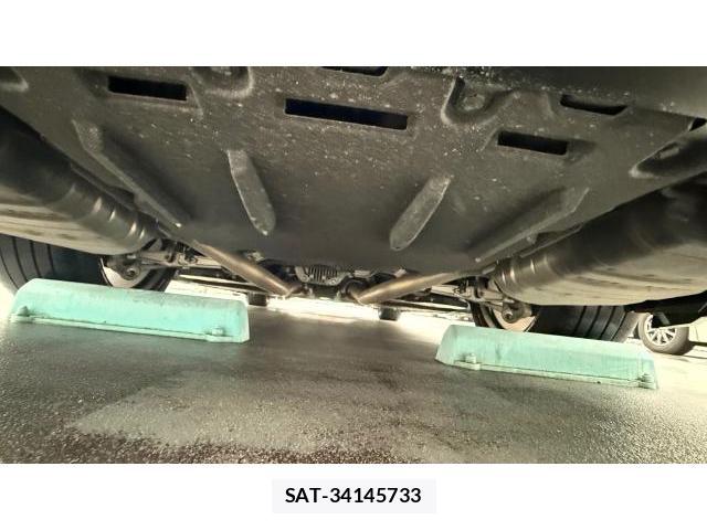 Lexus LS 2017-11 8434417-12