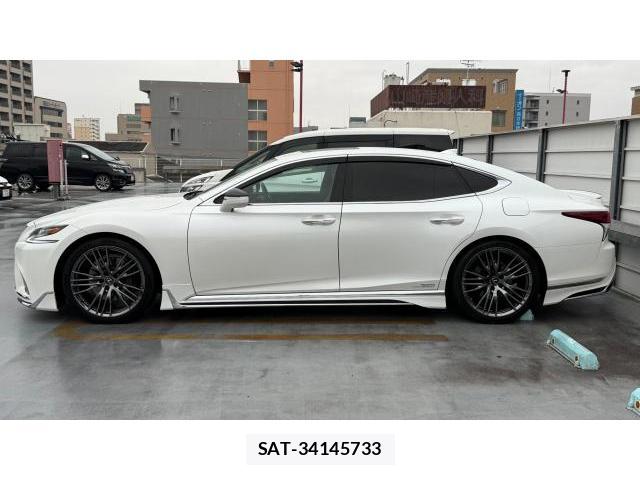 Lexus LS 2017-11 8434417-15