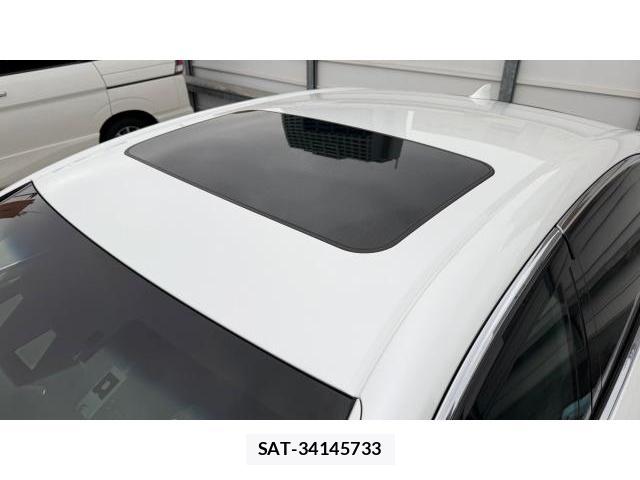 Lexus LS 2017-11 8434417-16