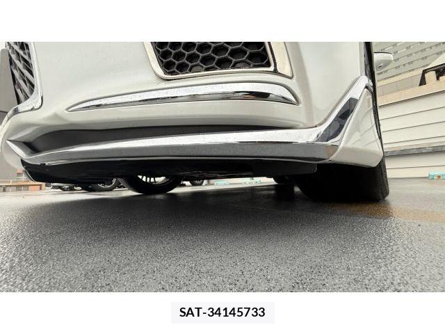 Lexus LS 2017-11 8434417-9