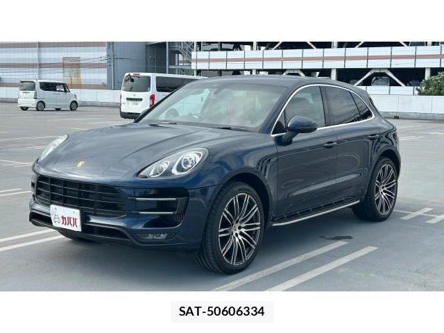 Porsche MACAN 2015-12 8434292-0