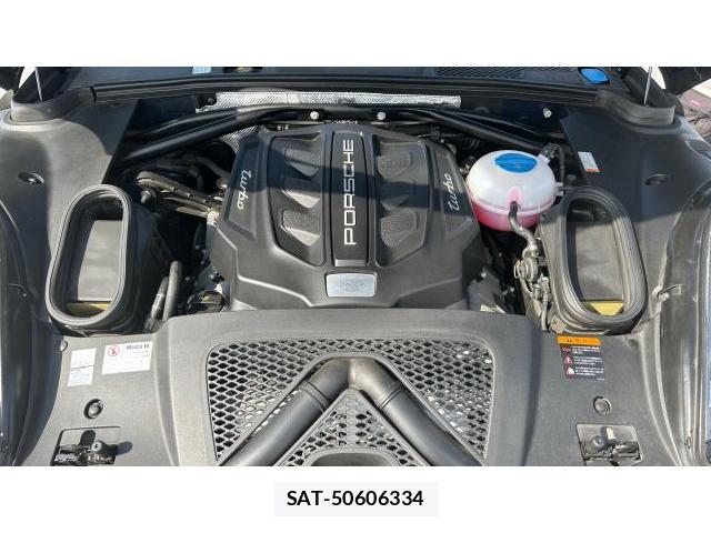 Porsche MACAN 2015-12 8434292-12