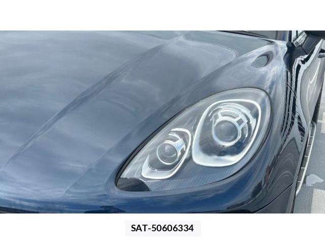 Porsche MACAN 2015-12 8434292-8