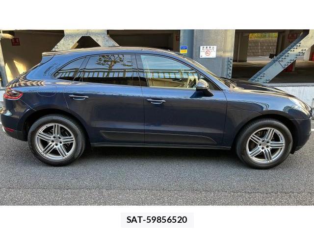 Porsche MACAN 2016 8434296-3