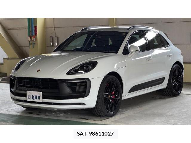 Porsche MACAN 2023 8434372-0
