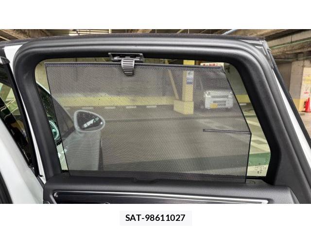 Porsche MACAN 2023 8434372-13
