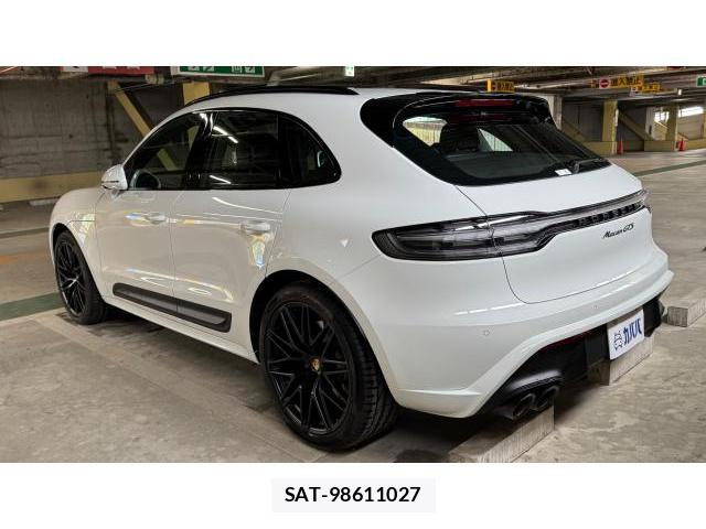 Porsche MACAN 2023 8434372-18